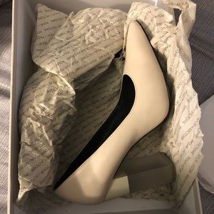 Pour La Victoire Callista Heels